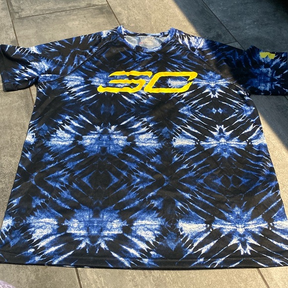 EUC Under Armour Tee - Picture 1 of 12